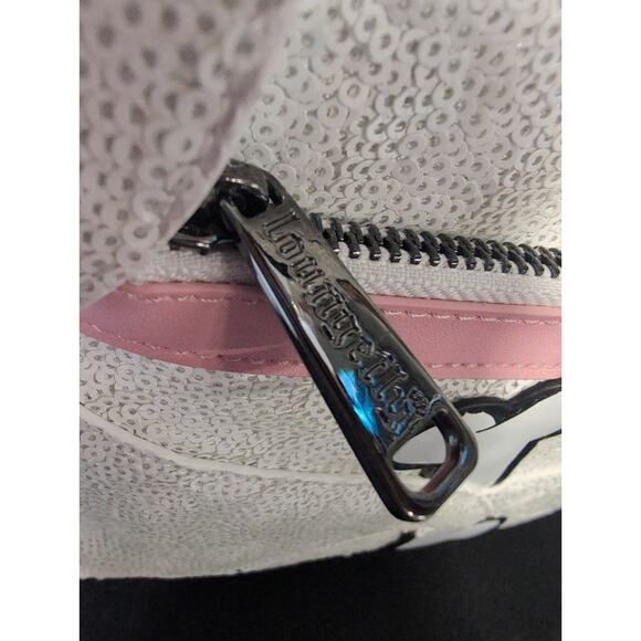 Loungefly Nightmare Before Christmas Zero Sequin Glow Mini Backpack EXCLUSIV NWT - Picture 4 of 9